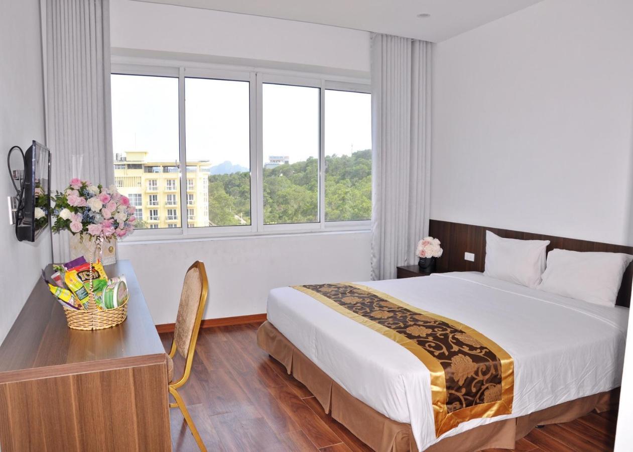 Halong Hidden Charm Hotel Hạ Long Exterior foto